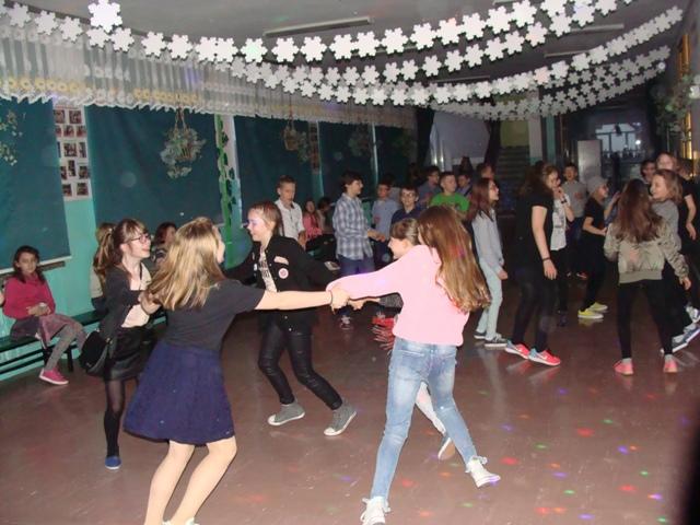 08.02.2018_DYSKOTEKA KARNAWAŁOWA06.JPG